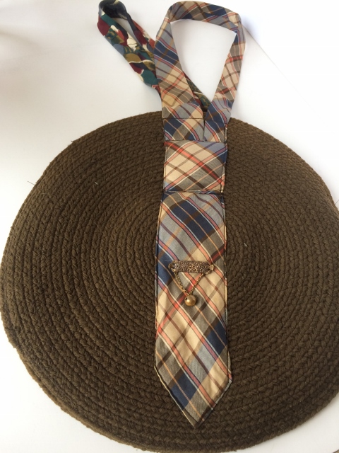 purse-rnd blue plaid tie_4374 (480×640)