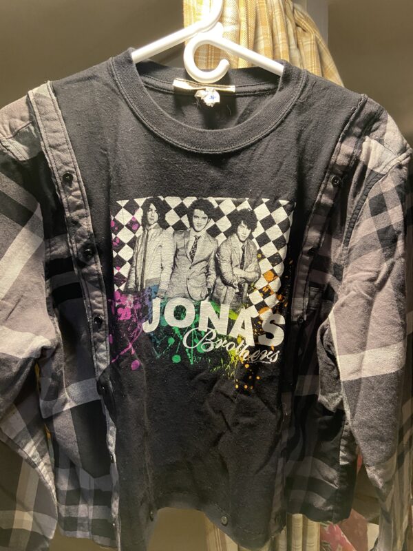 Top-Jonsey_3754 Top-Jonsey_3754