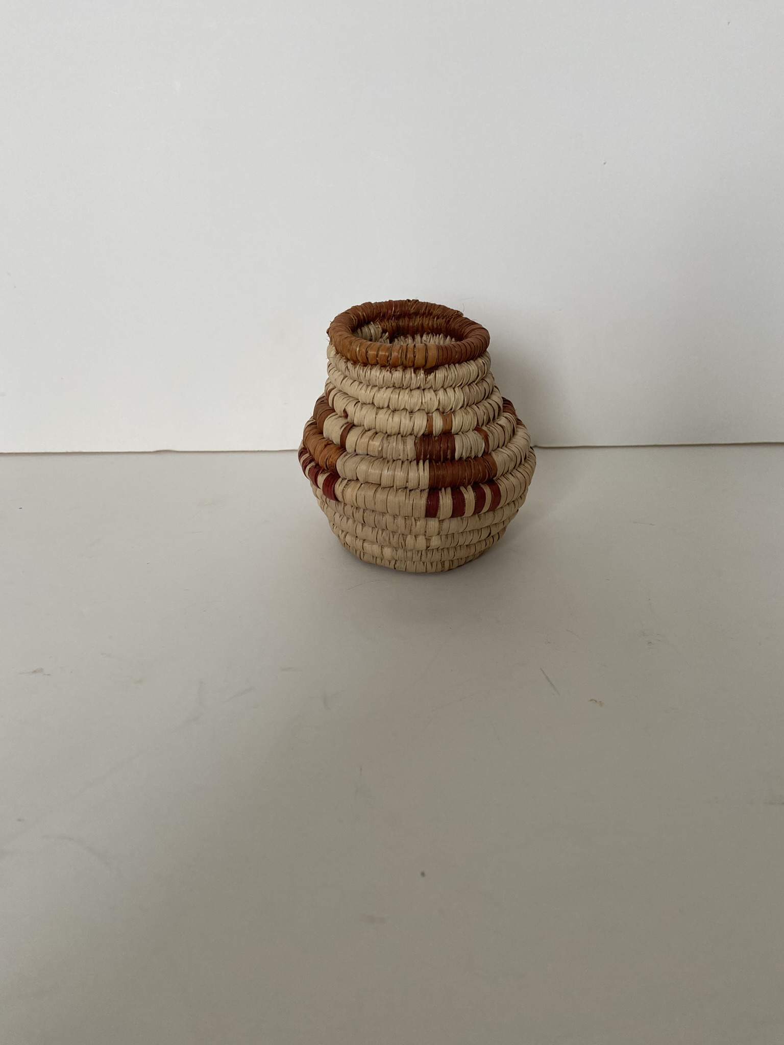 basket-tinyNatAmer_3148