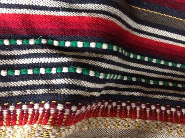 bedspread-stripe wool embr_2889 (640×480)